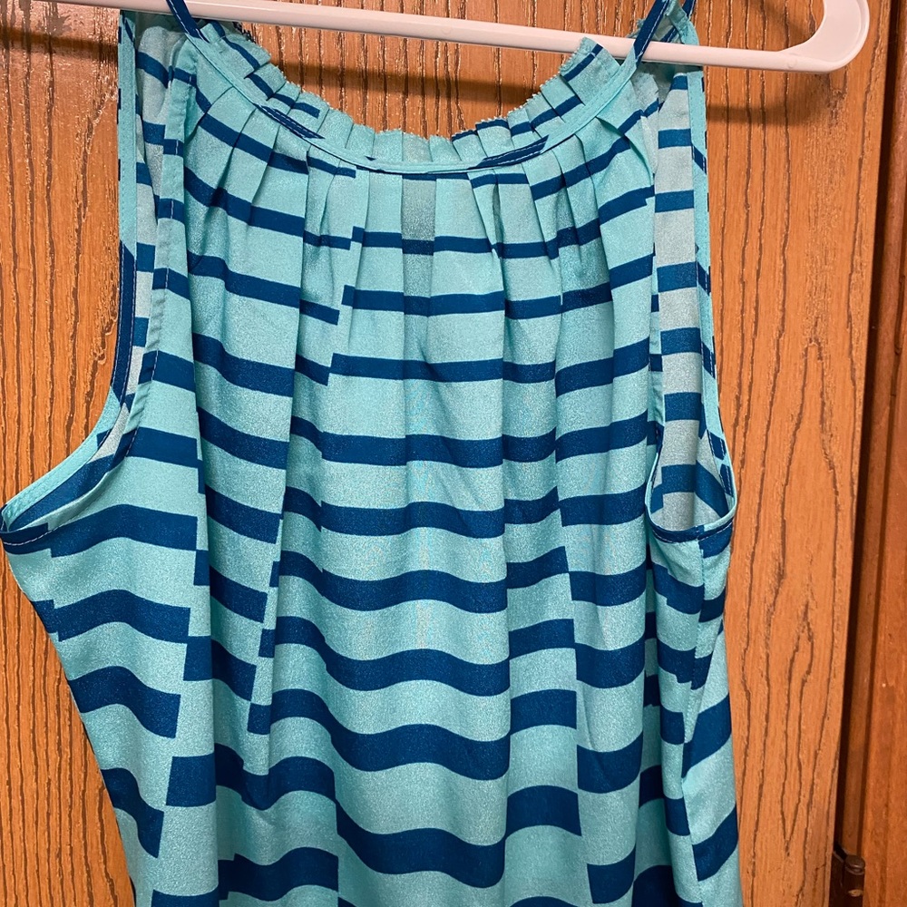 So pretty kind of formal to casual blouse